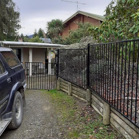 9 Alpine Avenue Villa Hanmer Springs Exterior photo